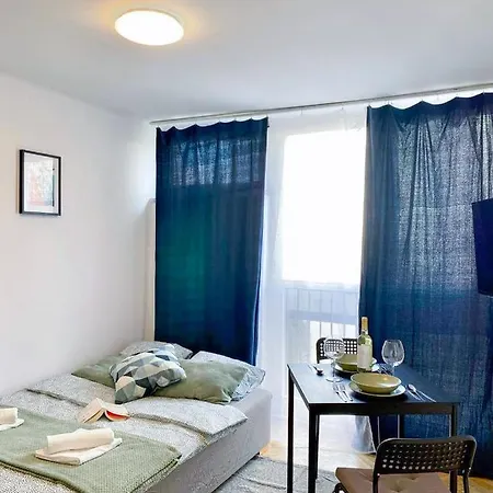 Halby Apartment Chlodna 15 Warschau Exterior foto