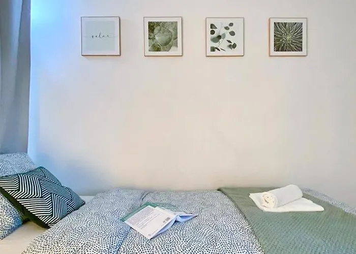 Halby Apartment Chlodna 15